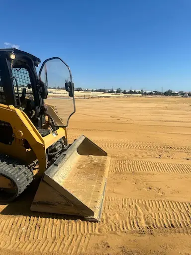 Lot trimming works at Yanchep Golf Estate